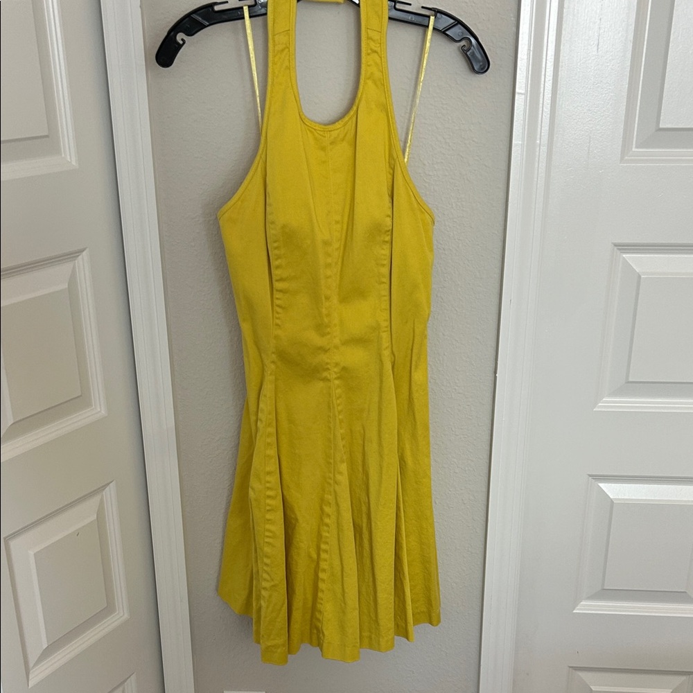 Jessica Simpson Vibrant Yellow Dress